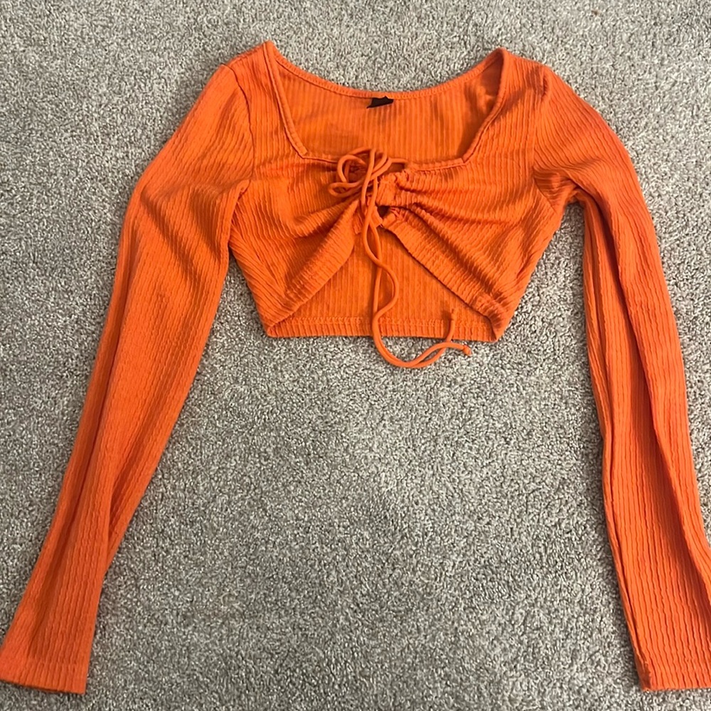 BUNDLE PACK! 2 shein bodysuits,1 Zara crop top,1 shien crop top. 4-IN-1 DEAL!